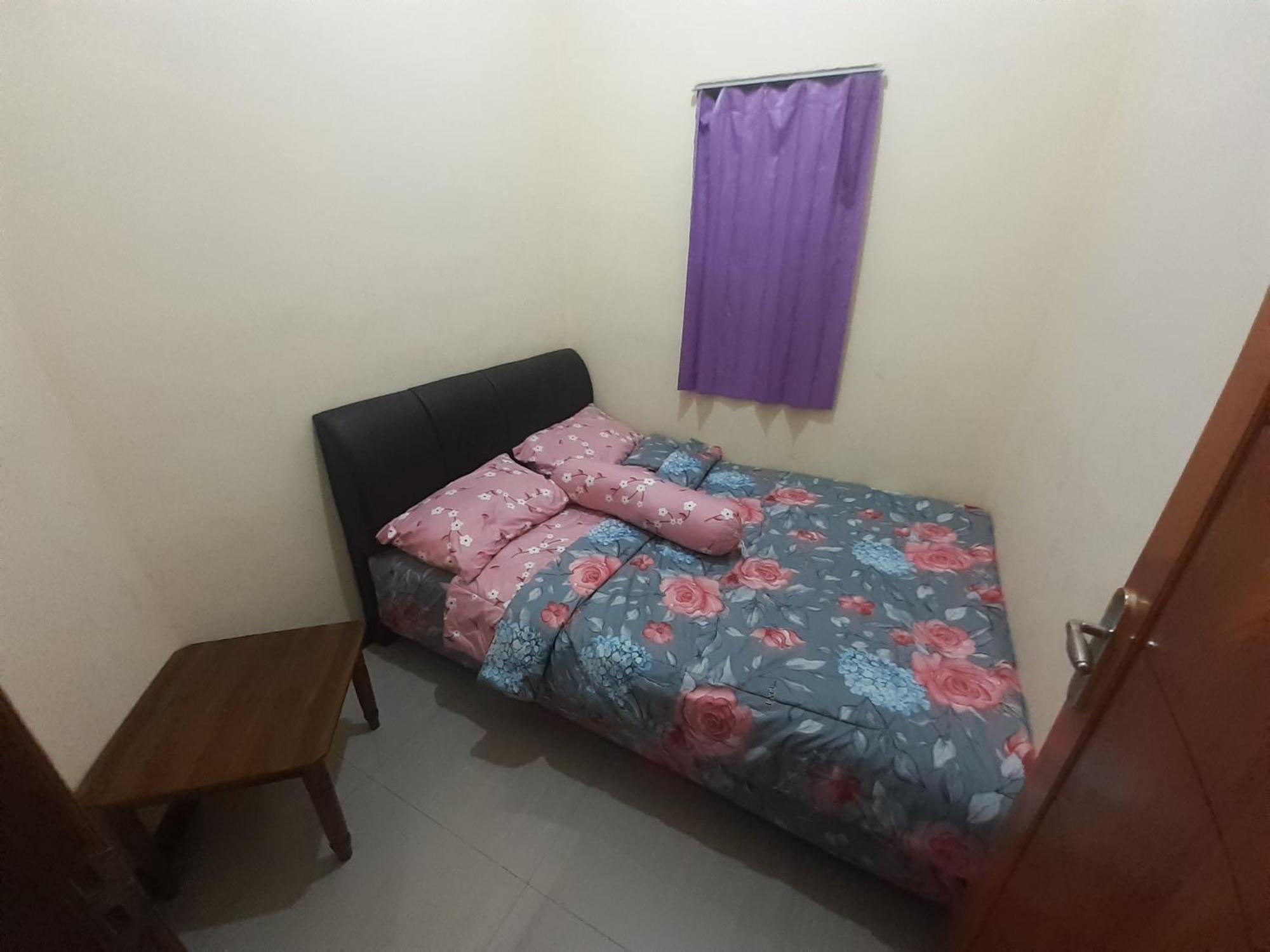 Widodaren Homestay Probolinggo Esterno foto