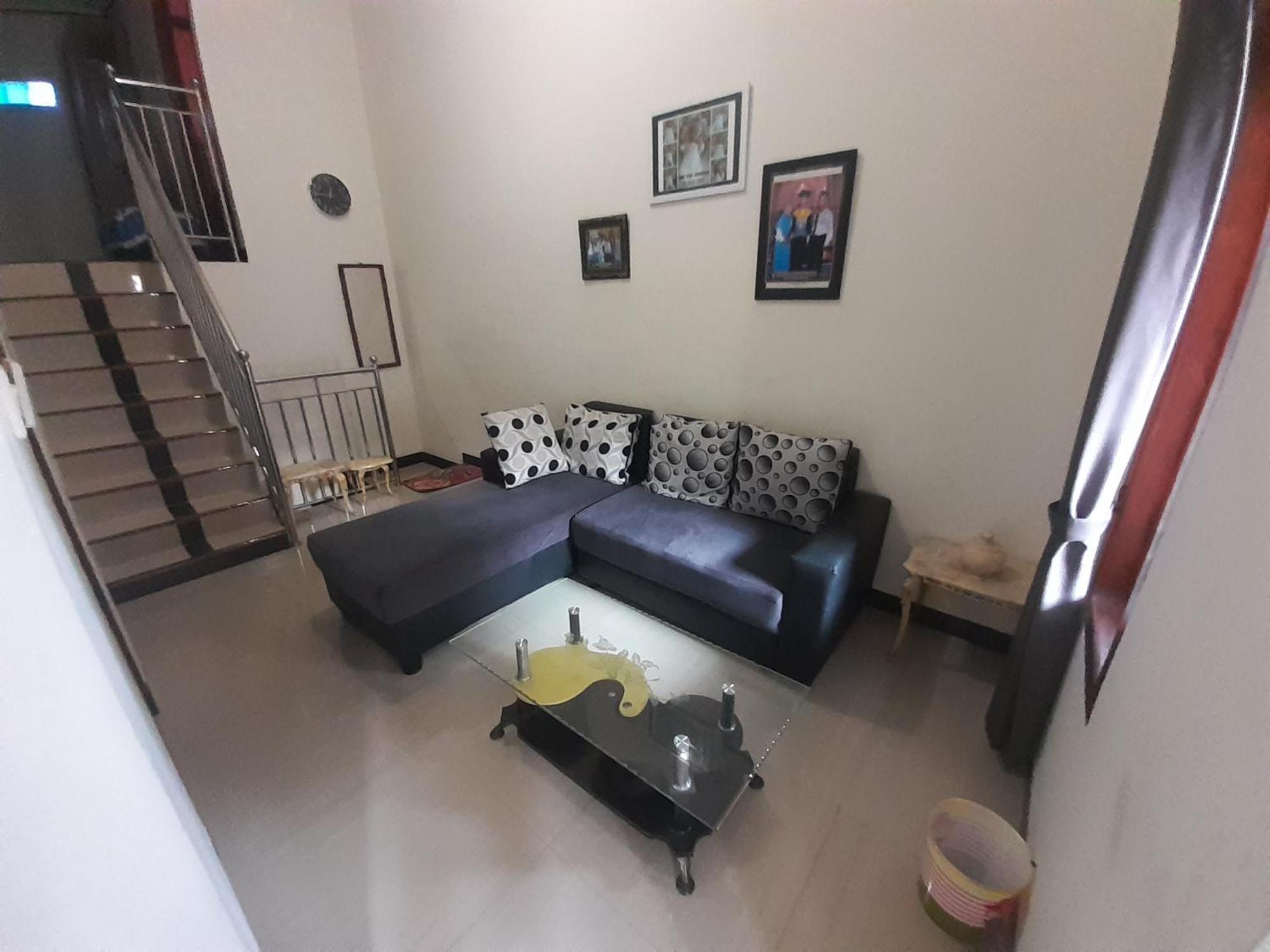 Widodaren Homestay Probolinggo Esterno foto